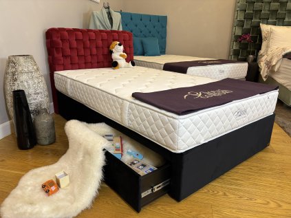 Dětská postel Showroom